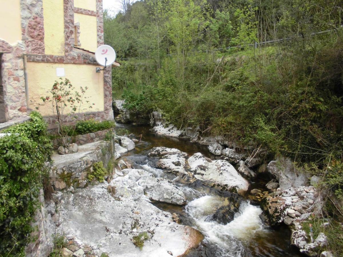 El Molino Hotell Arenas De Cabrales Exteriör bild